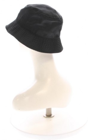 Căciulă H&M Divided, Culoare Negru, Preț 41,95 Lei