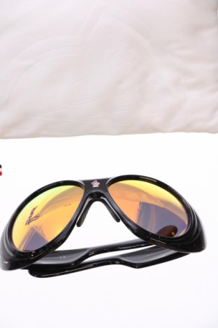 Sonnenbrille Moncler, Farbe Schwarz, Preis 217,65 €