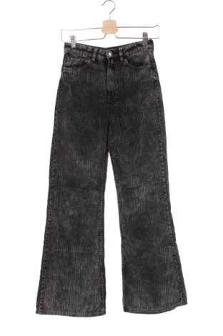 Дамски джинси Weekday, Размер XS, Цвят Сив, Памук, Цена 40,90 лв.