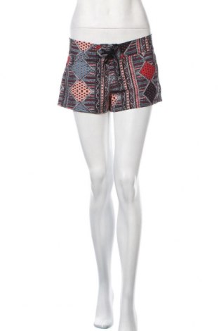 Дамски къс панталон Roxy, Размер M, Цвят Многоцветен, Цена 25,60 лв.