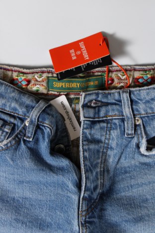 Дамски къс панталон Superdry, Размер S, Цвят Син, Цена 65,40 лв.