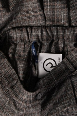 Дамски панталон Pepe Jeans, Размер S, Цвят Сив, Цена 32,13 лв.
