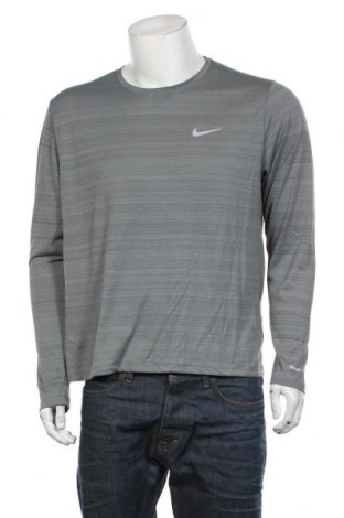 Мъжка спортна блуза Nike Running, Размер L, Цвят Сив, Полиестер, Цена 50,40 лв.