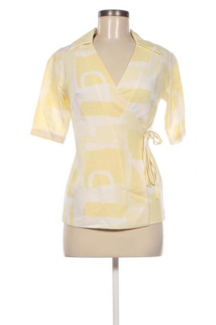 Γυναικεία μπλούζα Glamorous, Μέγεθος XS, Χρώμα Κίτρινο, Τιμή 6,68 €