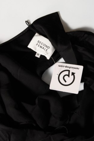 Γυναικεία μπλούζα Second Female, Μέγεθος XS, Χρώμα Μαύρο, Τιμή 3,15 €