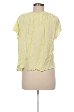 Дамска блуза Selected Femme, Размер XS, Цвят Жълт, Цена 9,02 лв.