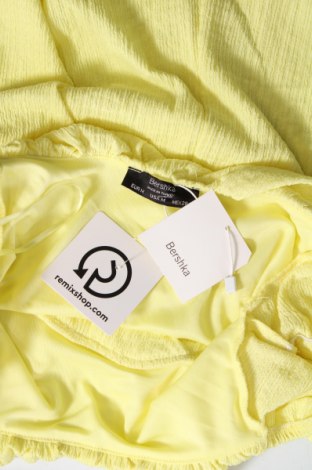 Damen Overall Bershka, Größe M, Farbe Gelb, Preis 4,79 €