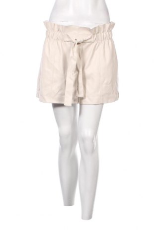 Дамски къс кожен панталон Tally Weijl, Размер L, Цвят Бежов, Цена 7,75 лв.