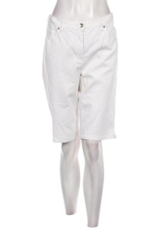 Pantaloni scurți de femei Adia, Mărime XL, Culoare Alb, Preț 78,95 Lei