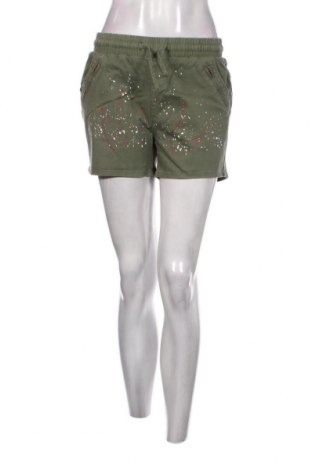 Дамски къс панталон Chattawak, Размер XS, Цвят Зелен, Цена 72,00 лв.