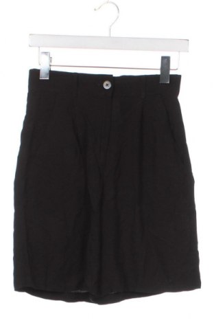 Pantaloni scurți de femei Edited, Mărime XS, Culoare Negru, Preț 78,95 Lei