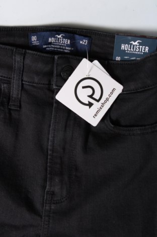 Pantaloni scurți de femei Hollister, Mărime XXS, Culoare Negru, Preț 236,84 Lei