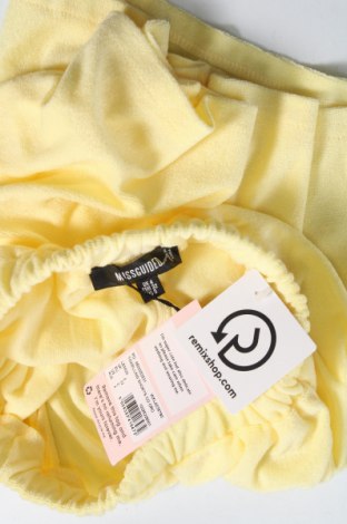 Дамски къс панталон Missguided, Размер XXS, Цвят Жълт, Цена 7,75 лв.