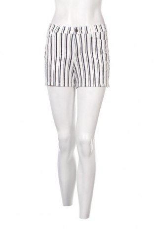 Γυναικείο κοντό παντελόνι Moodo, Μέγεθος M, Χρώμα Πολύχρωμο, Τιμή 4,82 €