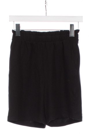 Γυναικείο κοντό παντελόνι Pieces, Μέγεθος XS, Χρώμα Μαύρο, Τιμή 4,33 €
