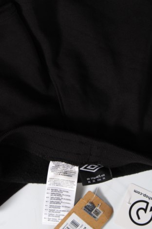 Дамски къс панталон Umbro, Размер XL, Цвят Черен, Цена 52,00 лв.