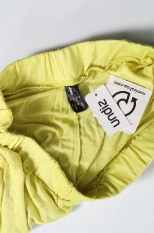 Damen Shorts Undiz, Größe M, Farbe Grün, Preis 37,11 €