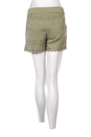 Damen Shorts Vero Moda, Größe S, Farbe Grün, Preis 20,62 €