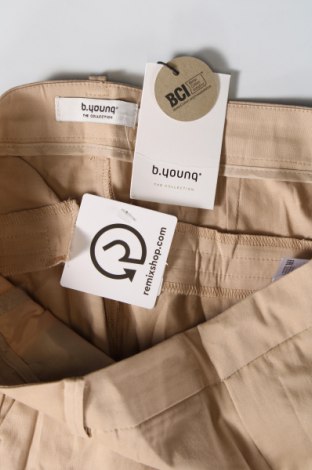 Дамски панталон B.Young, Размер S, Цвят Бежов, Цена 68,00 лв.