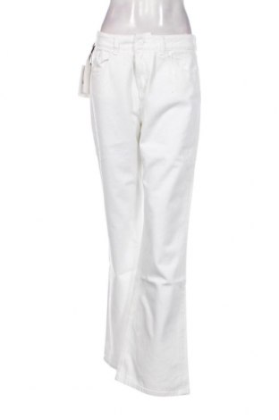 Дамски панталон Lois, Размер L, Цвят Бял, Цена 10,22 лв.