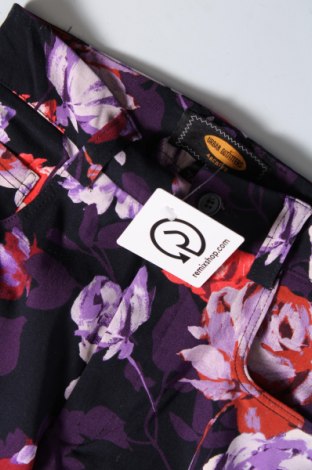 Dámské kalhoty  Urban Outfitters, Velikost S, Barva Vícebarevné, Cena  1 261,00 Kč