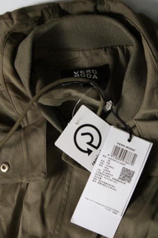 Γυναικείο μπουφάν Vero Moda, Μέγεθος L, Χρώμα Πράσινο, Τιμή 8,45 €