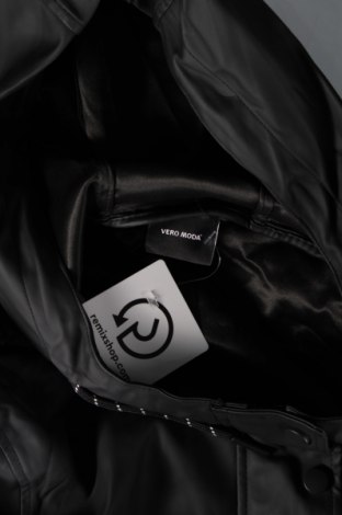 Γυναικείο μπουφάν Vero Moda, Μέγεθος L, Χρώμα Μαύρο, Τιμή 10,57 €