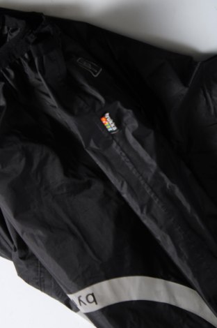 Παιδικό αθλητικό μπουφάν Rukka, Μέγεθος Sy, Χρώμα Μαύρο, Τιμή 3,17 €