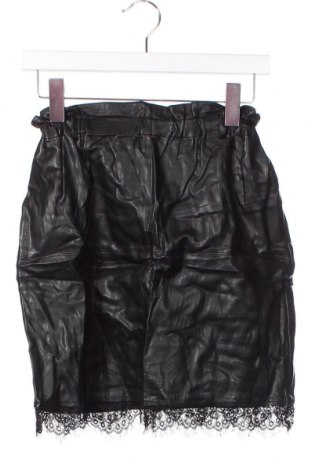 Kožená sukně  Zara, Velikost XS, Barva Černá, Cena  93,00 Kč