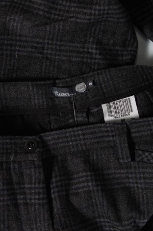 Pantaloni de bărbați Atelier GARDEUR, Mărime M, Culoare Gri, Preț 11,58 Lei