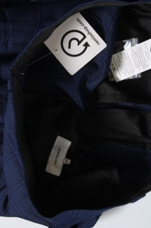 Ανδρικό παντελόνι Isaac Dewhirst, Μέγεθος S, Χρώμα Μπλέ, Τιμή 7,62 €
