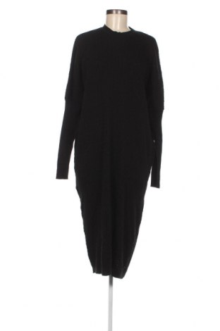 Kleid, Größe M, Farbe Schwarz, Preis € 15,14
