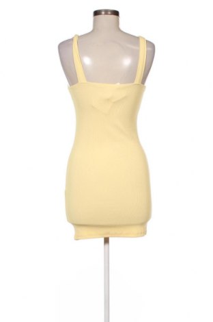 Šaty  Bershka, Velikost M, Barva Žlutá, Cena  160,00 Kč