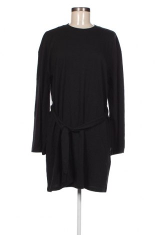 Φόρεμα Edited, Μέγεθος M, Χρώμα Μαύρο, Τιμή 6,31 €