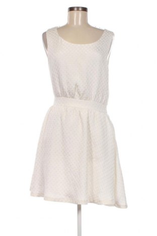 Φόρεμα Minimum, Μέγεθος M, Χρώμα Λευκό, Τιμή 9,12 €