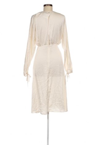 Kleid NA-KD, Größe M, Farbe Ecru, Preis 52,58 €