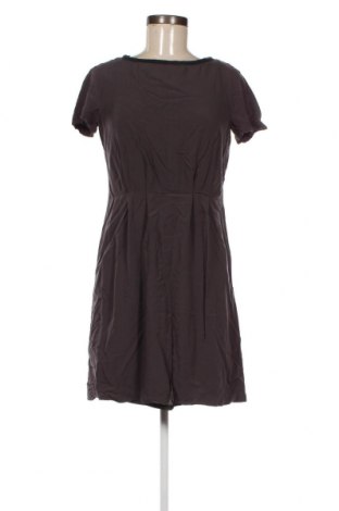 Φόρεμα Tatuum, Μέγεθος M, Χρώμα Γκρί, Τιμή 4,74 €