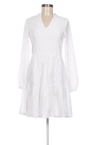 Kleid VILA, Größe S, Farbe Weiß, Preis € 16,70