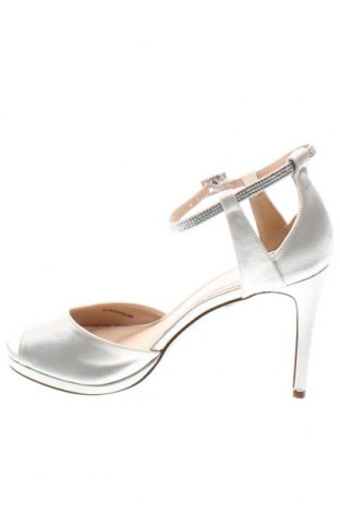 Sandalen Migato, Größe 41, Farbe Weiß, Preis 18,54 €
