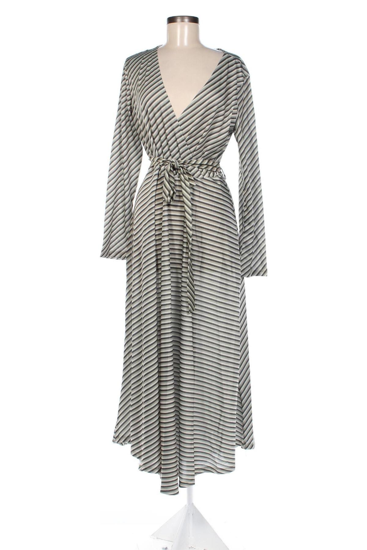 Kleid New Laviva, Größe M, Farbe Grün, Preis 52,58 €