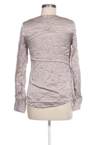 Damen Shirt, Größe S, Farbe Grau, Preis 4,49 €