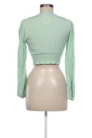 Bluză de femei Bershka, Mărime M, Culoare Verde, Preț 21,99 Lei