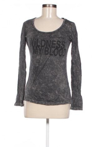 Damen Shirt Decay, Größe M, Farbe Grau, Preis € 23,99