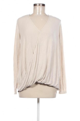 Damen Shirt Gina Tricot, Größe S, Farbe Beige, Preis € 13,99