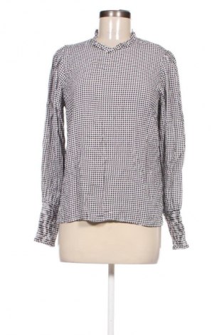 Damen Shirt Moodo, Größe M, Farbe Mehrfarbig, Preis 39,38 €