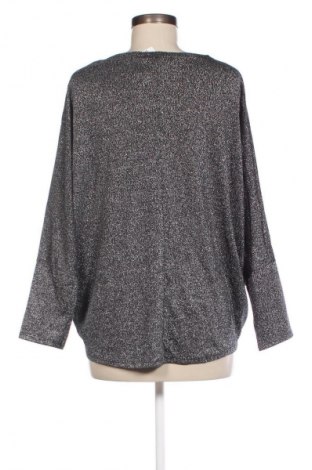 Damen Shirt NEW COLLECTION, Größe M, Farbe Silber, Preis € 8,99