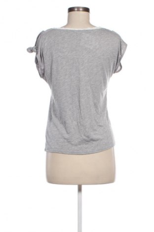 Damen Shirt Naf Naf, Größe S, Farbe Grau, Preis € 13,81