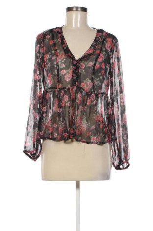 Damen Shirt Stradivarius, Größe L, Farbe Mehrfarbig, Preis 6,99 €