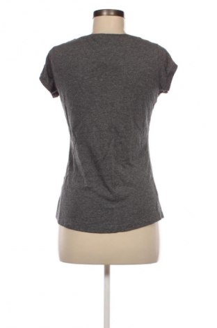 Damen T-Shirt Q/S by S.Oliver, Größe M, Farbe Grau, Preis 5,49 €