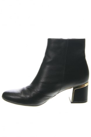 Damen Stiefeletten DKNY, Größe 38, Farbe Schwarz, Preis € 65,49